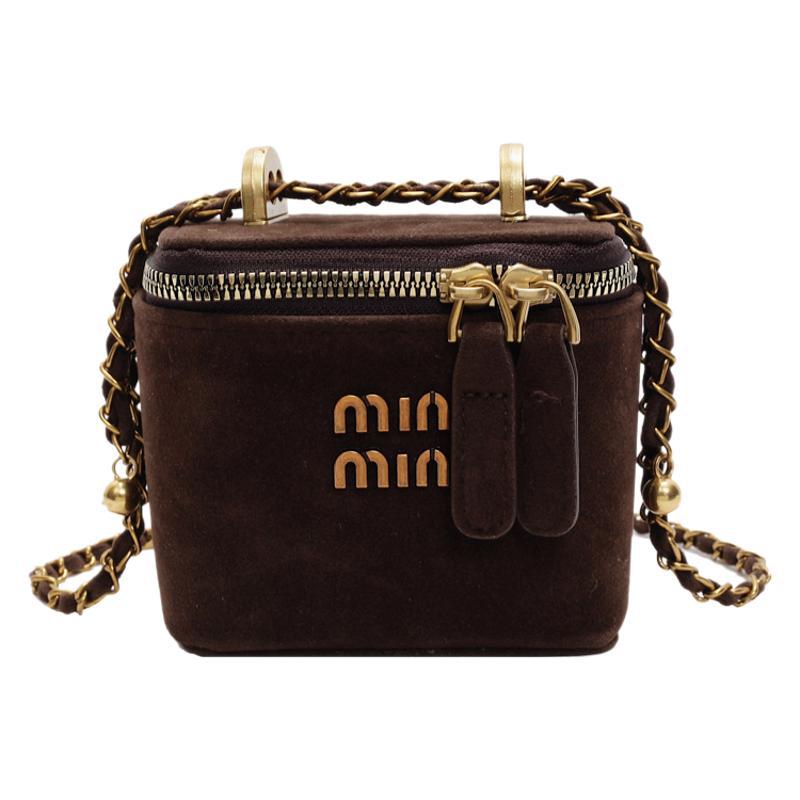 2025 Winter New French Box Bag Niche Texture Women's Messenger Bag Personalized Versatile Size Shoulder Bag