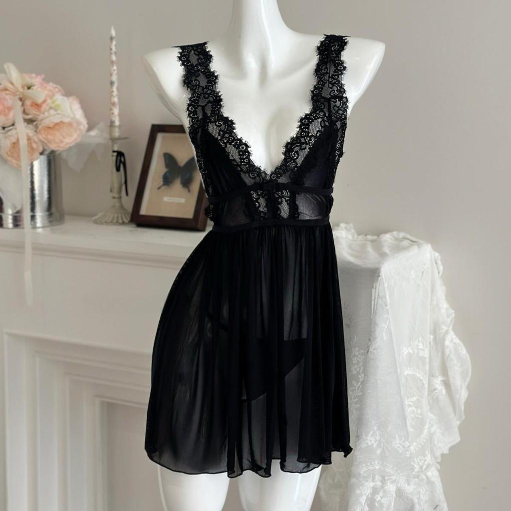 Elegantes tief ausgeschnittenes rückenfreies Spitzen-Netz-Nachthemd - Transparentes Camisole-Dessous für Damen