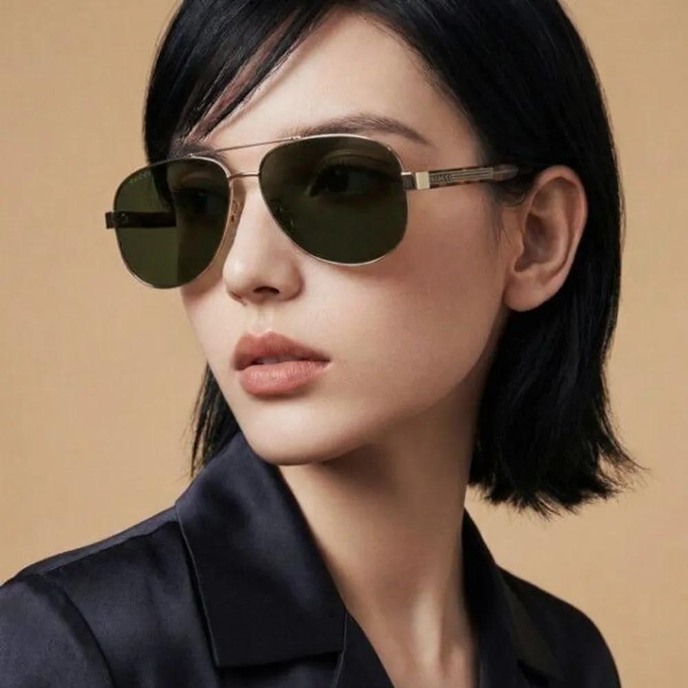 

[Gucci] Sunglasses GG0528S 009 Men s & Women s Aviator Oversized Fashion