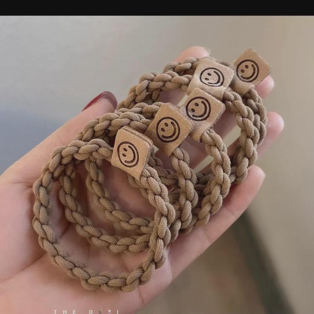 Damen Hochelastische Haargummis - Stilvolle, Markante Lederringe für Dutts