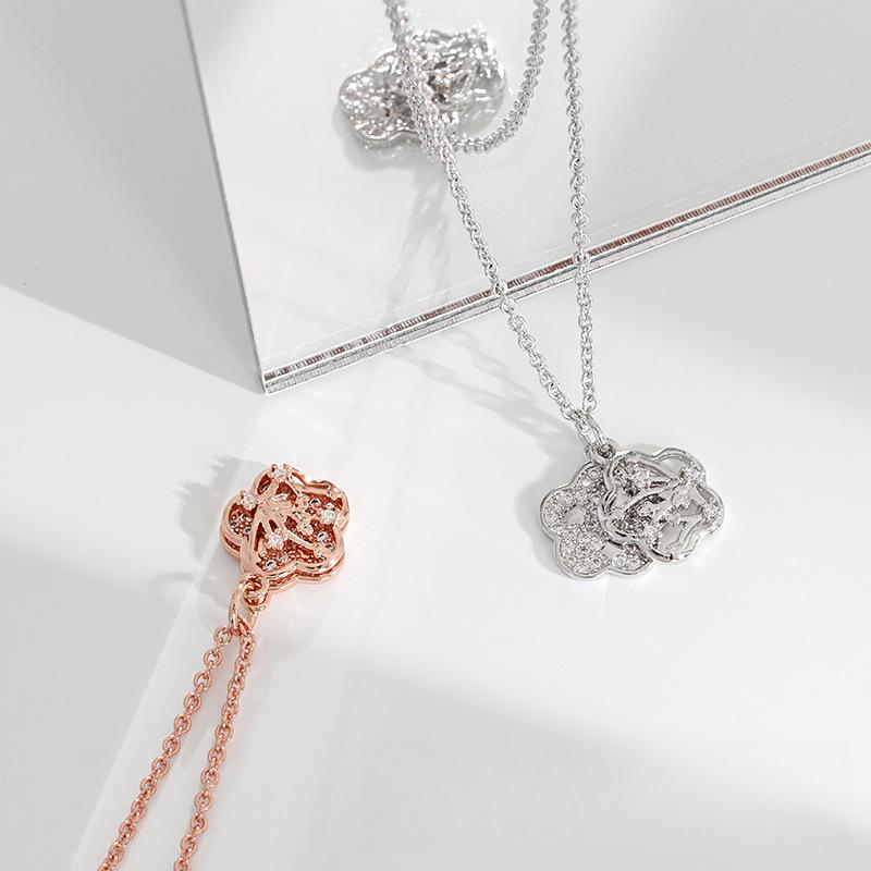 Detachable Double Layer Plum Blossom Shaped Pendant Necklace Original Design Gives Girlfriend Commemorative Simple Versatile Peach Blossom Necklace