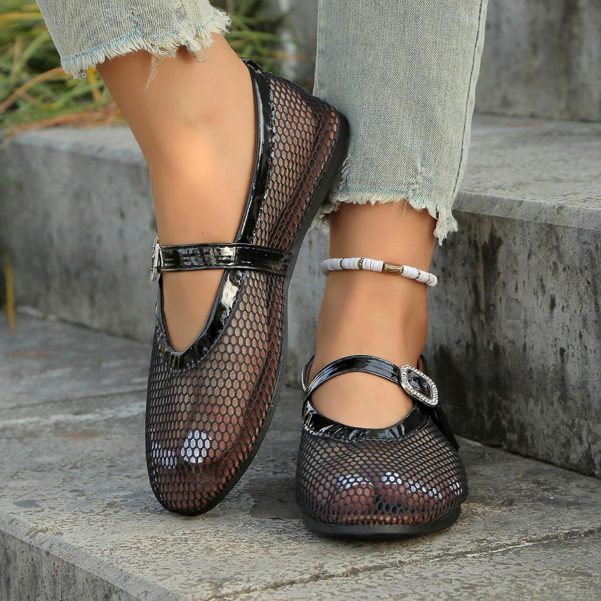 

Women Flats New Fishing Mesh Sandals Comfort Shallow Mouth Beach Loafers Hollow Out Fashion Flats Shoes Retro Female Sneakers 36 чорний
