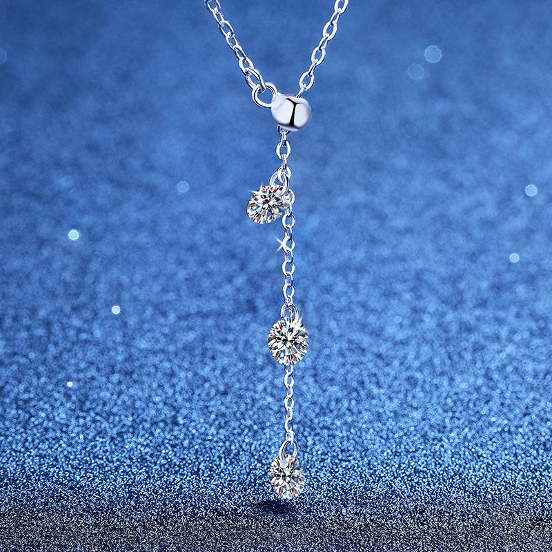 Platinum PT95018k Gold Moissanite Necklace for Women, Simple and Luxurious Tassel Pendant, Adjustable Collarbone Chain
