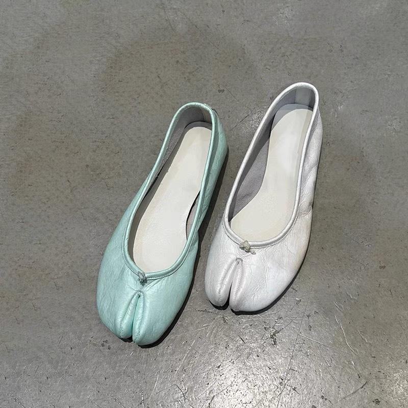 Soft-sided Soft-soled Pig's Feet Split-toed Women's Shoes Leather Ballet Mary Jane Shoes Single Shoes Women's Flat Bottom