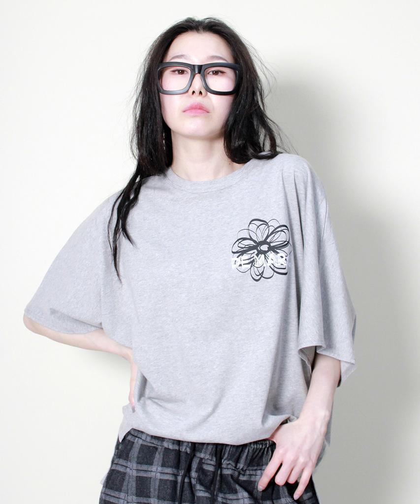 Deumakeu Medium Fit French Sleeve Chest Flower Short Sleeve T-Shirt Gray