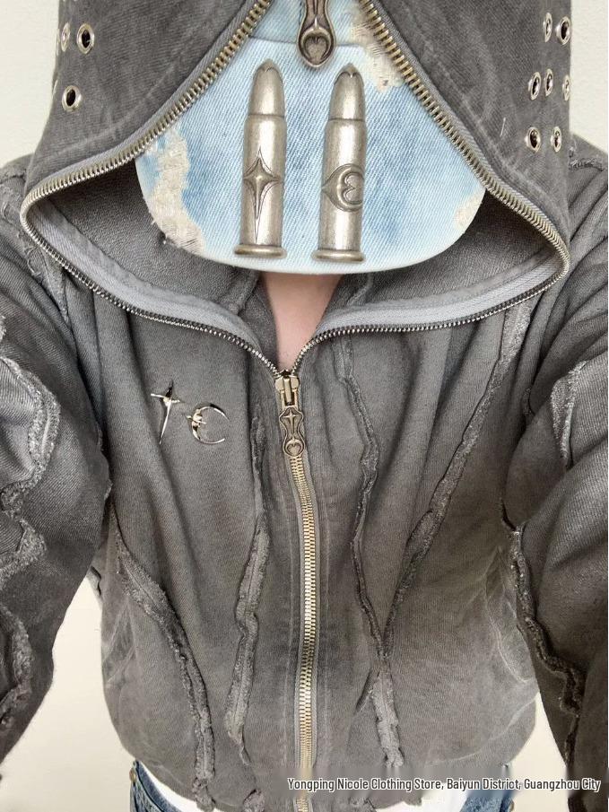 Cardigan com Capuz e Estampa de Tubarão Desgastado THUG CLUB