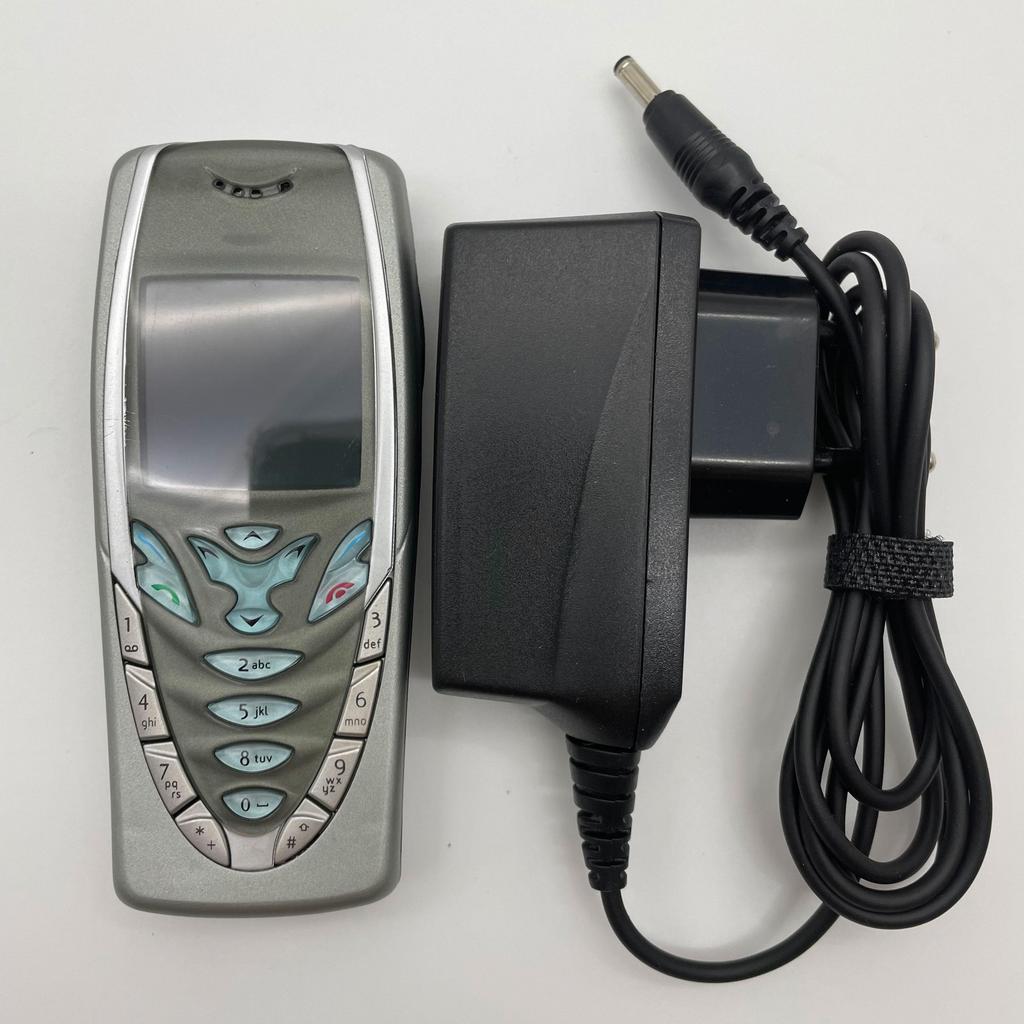 Yenilenmiş Nokia Orijinal Nokia 7210 2G Tuşlu Cep Telefonu 1 SIM Kartlı