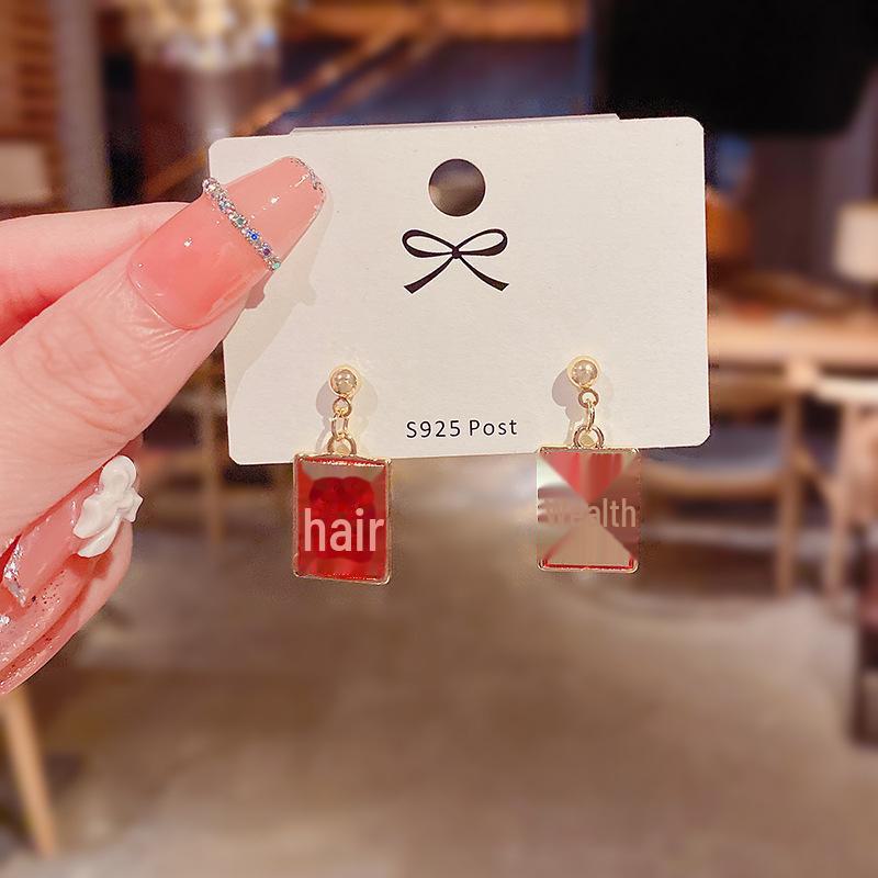 2022 Festive Red Fortune Earrings with Personalized Ear Hooks for Women