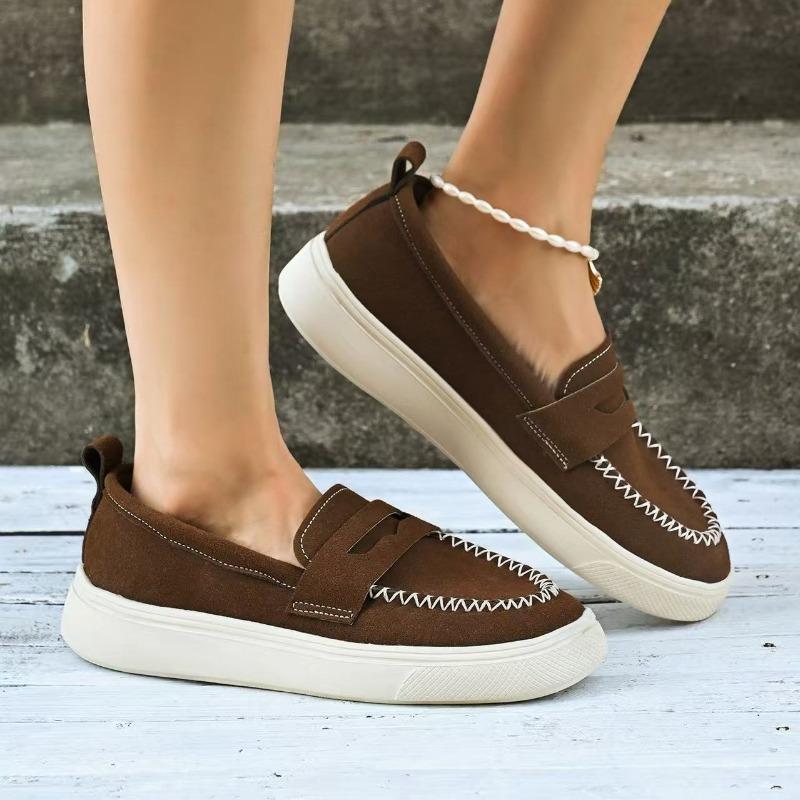 Fashion 2025 New Women Loafers Retro Outdoor Designer Shoes Women Trend Fashion Slip-On Sneakers Rubber Sole Lightweight Women Shoes