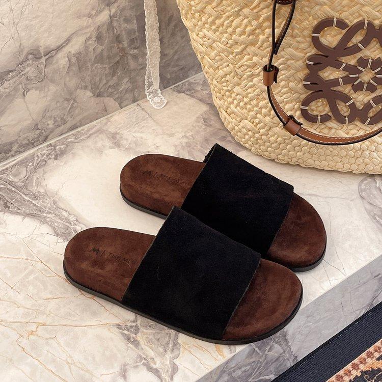 2025 summer new fashion Internet celebrity leather flat-bottomed casual slippers women's low-heeled outer wear open-toed women's sandals