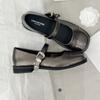 Retro Mary Jane shoes women's 2025 autumn new French versatile one-word buckle with low heel with skirt light mouth single shoes