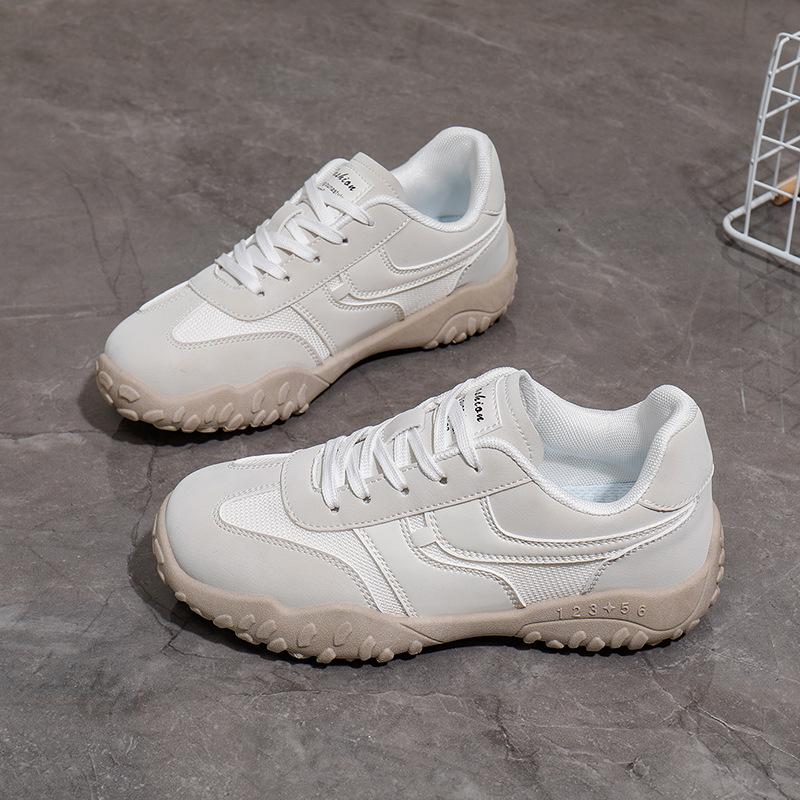 

Спортивная и повседневная обувь для девочек из сетки 40