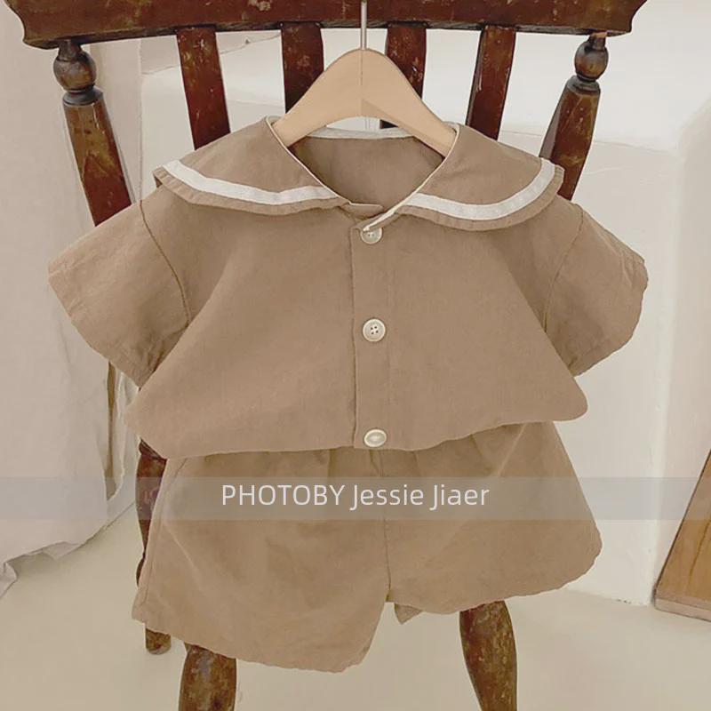 Korean Summer College Style Short-Sleeved Shirt and Shorts Set for Kids