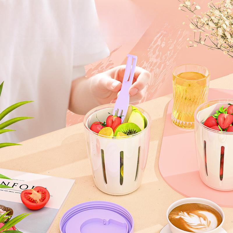 Portable Leak Proof Fruit Cup With Fork, Large Capacity Salad Container For Picnic, Travel, And Office, BPA Free Food Storage Bowl