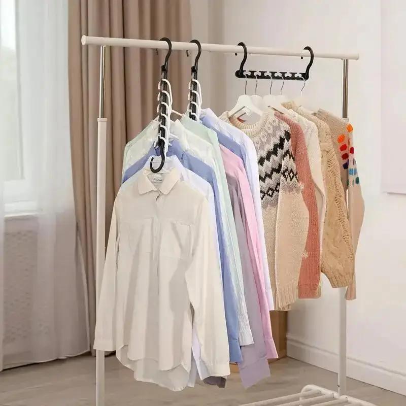 Foldable Magic Hanger Multi-function Five-hole Connection Hook ABS Plastic Rotary Storage Hanger Coat Hanger Hangers