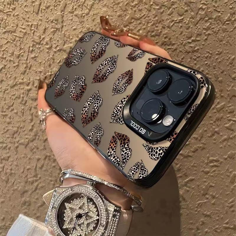 Leopard Print iPhone 16 Pro & 15 Pro Phone Case - High-End Lipstick Apply Design