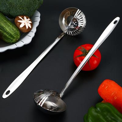 Yousheng Colher de Aço Inoxidável para Fritar Cozinhar 2 em 1 Colher com Fenda Cabo Longo Coador Coador Colher para Hotpot Macarrão Macarrão