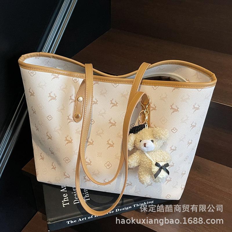 Fashion large-capacity bag women's 2025 new commuter versatile shoulder bag, high-end sense going out to work tote bag