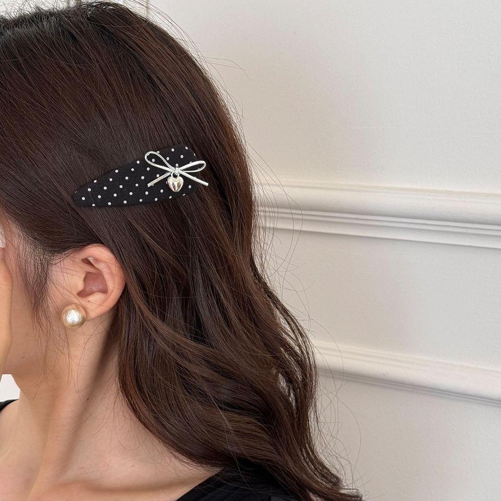 Hochwertige französische Satin-Punkte-BB-Klammer – Retro-Stil-Pony-Haarnadel für Damen