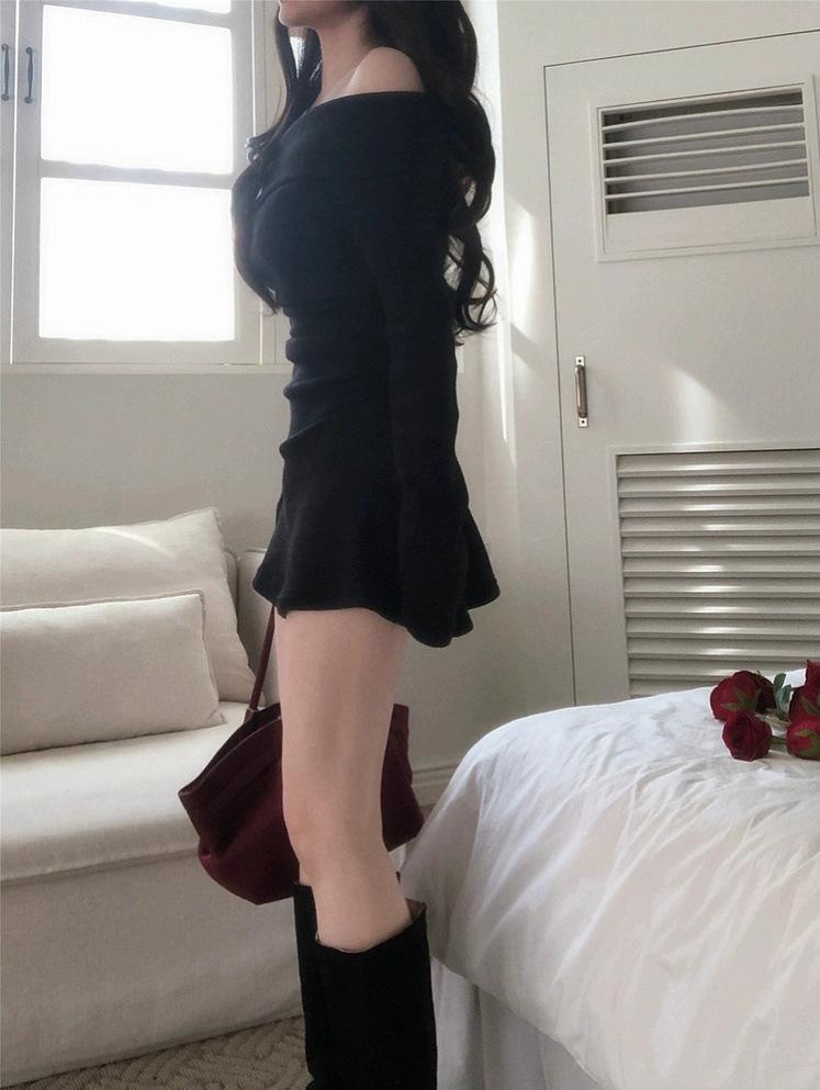 Auf Lager 2025 Herbst/Winter Koreanischer Stil One-Shoulder Strick Woll Bodycon Kleid