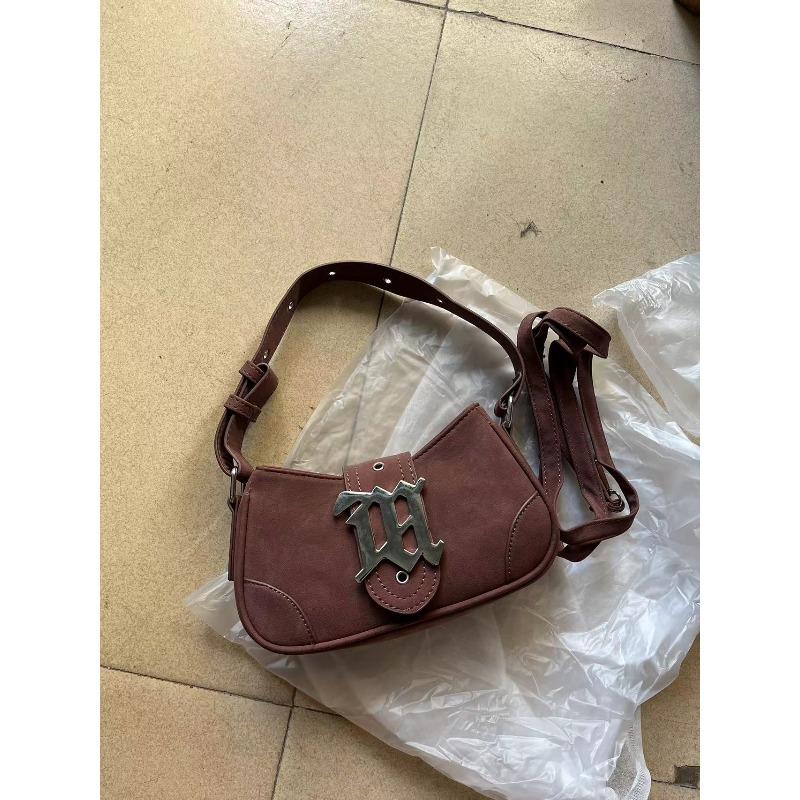 Vintage matte suede bag  autumn and winter new millennial babes underarm bag women s portable messenger bag commuter
