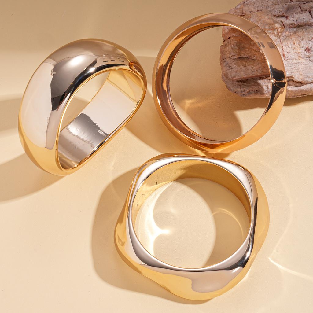 European and American Heavy Industry Acrylic Geometric Round Square Section Bracelet Niche Personalized Simple Jewelry