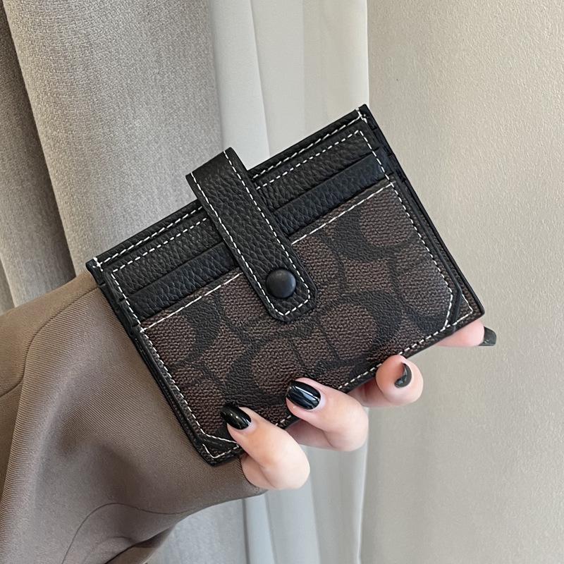 

Женский держатель для RFID-карт из натуральной кожи: Много слотов для карт, Большая вместимость, Защитный ID-холдер от размагничивания