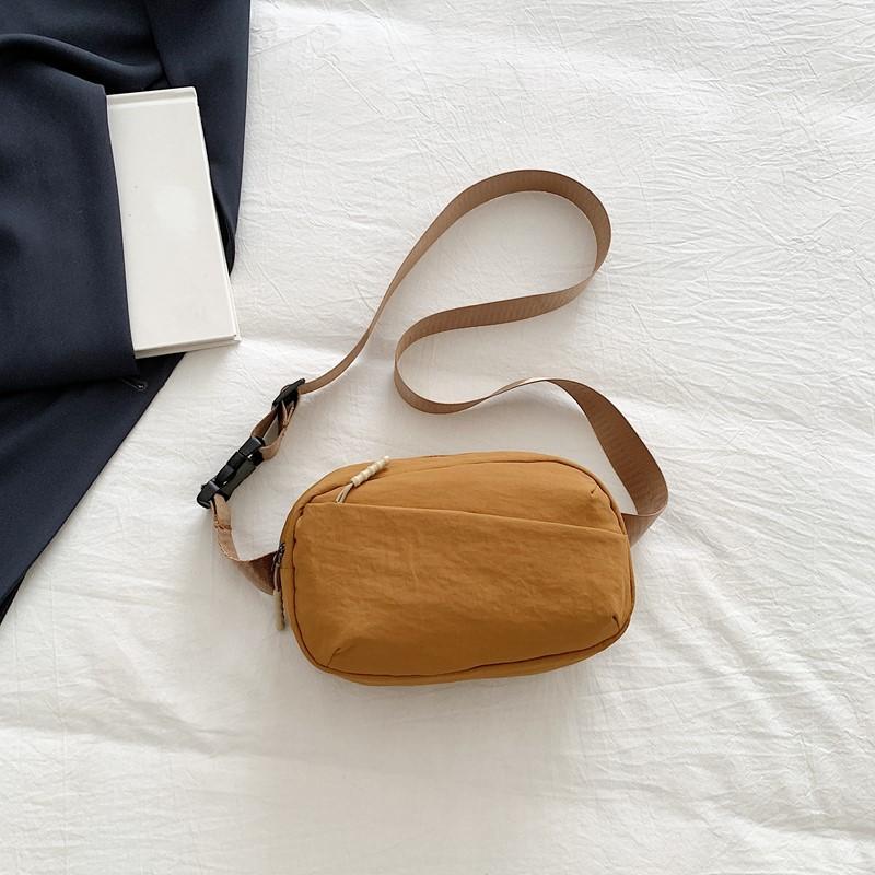 Mori Bag Women's Minimalist Style Girl Heart Messenger Bag 2025 Autumn New Casual Solid Color Women's Bag Lightweight Cloth Bag