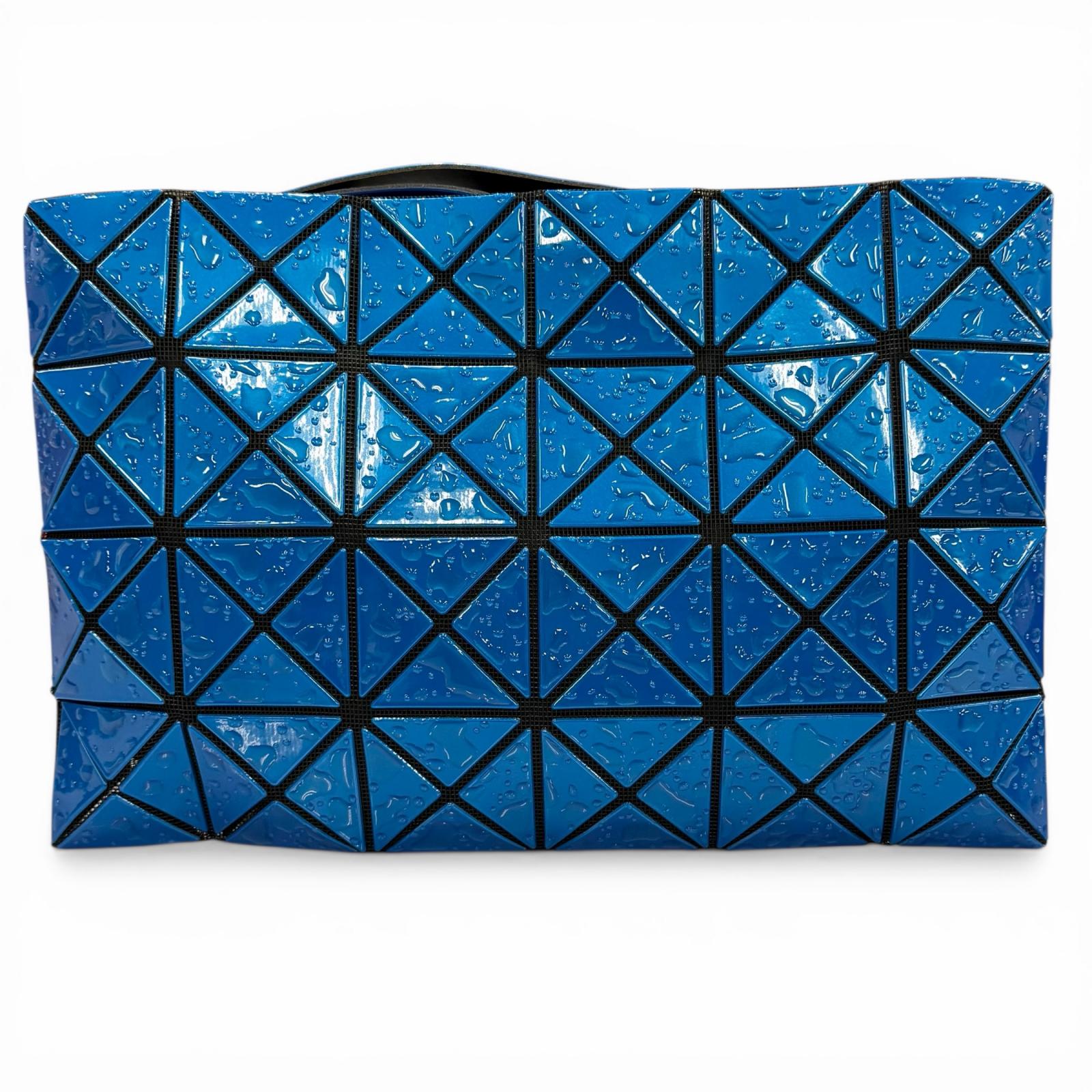 

Excellent BAOBAO ISSEY MIYAKE Clutch bag blue PVC Women Used