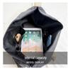 Versatile Large Capacity Casual Tote: Portable Single Shoulder Bag for Commuting or Short Trips
