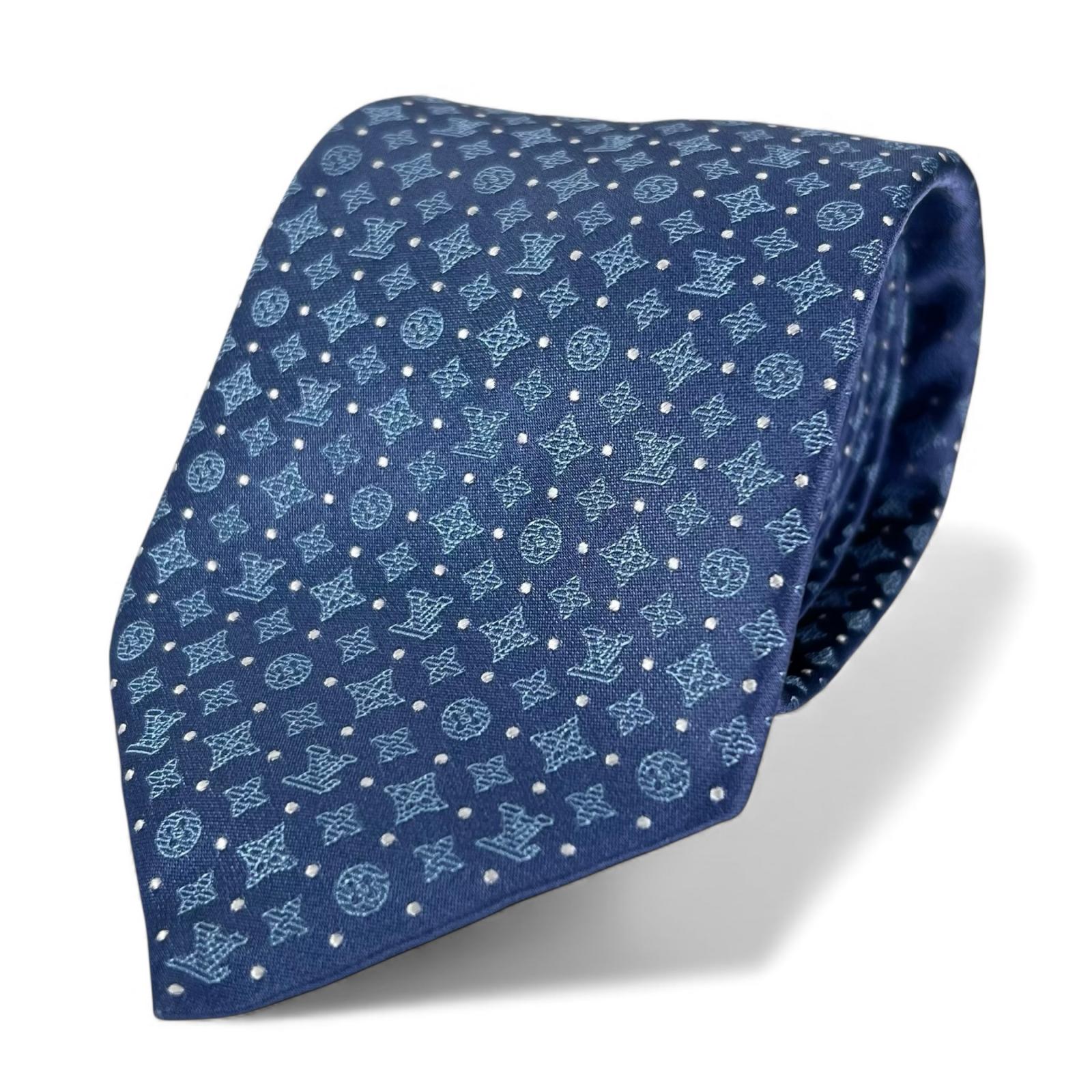 Отличный галстук LOUIS VUITTON Monogram Shadow Dot 8см синий мужской M90831 Б/у