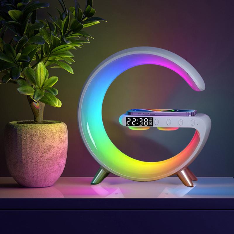 Multifunction Wireless Charger Pad Stand Speaker Tf Rgb Night Light 15W Fast Charging Station For Iphone Samsung Xiaomi Huawei