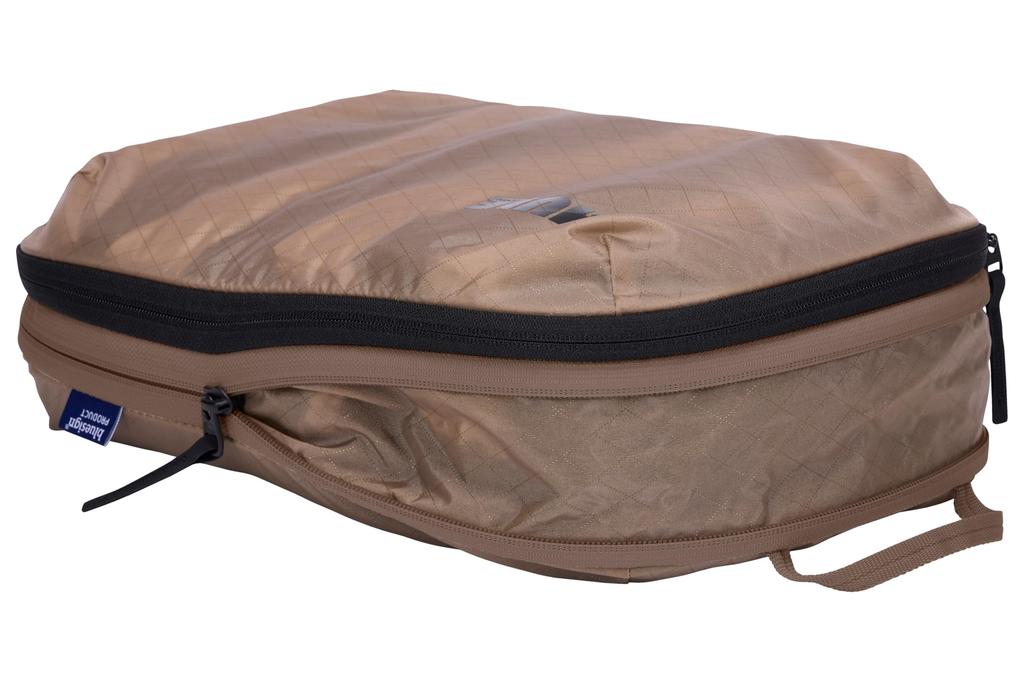 THULE Compression Packing Cube Medium Case - Durable, Water-Repellent, Holds Approximately 10 T-Shirts, 3205561 Gentle Beige