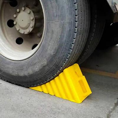 Wheel Stop Chocks Anti-Slip Tire Chock Car Stopper Secures Wheels Wheel Wedge Stoppers For Trucks SUVs Cars Travel Trailers