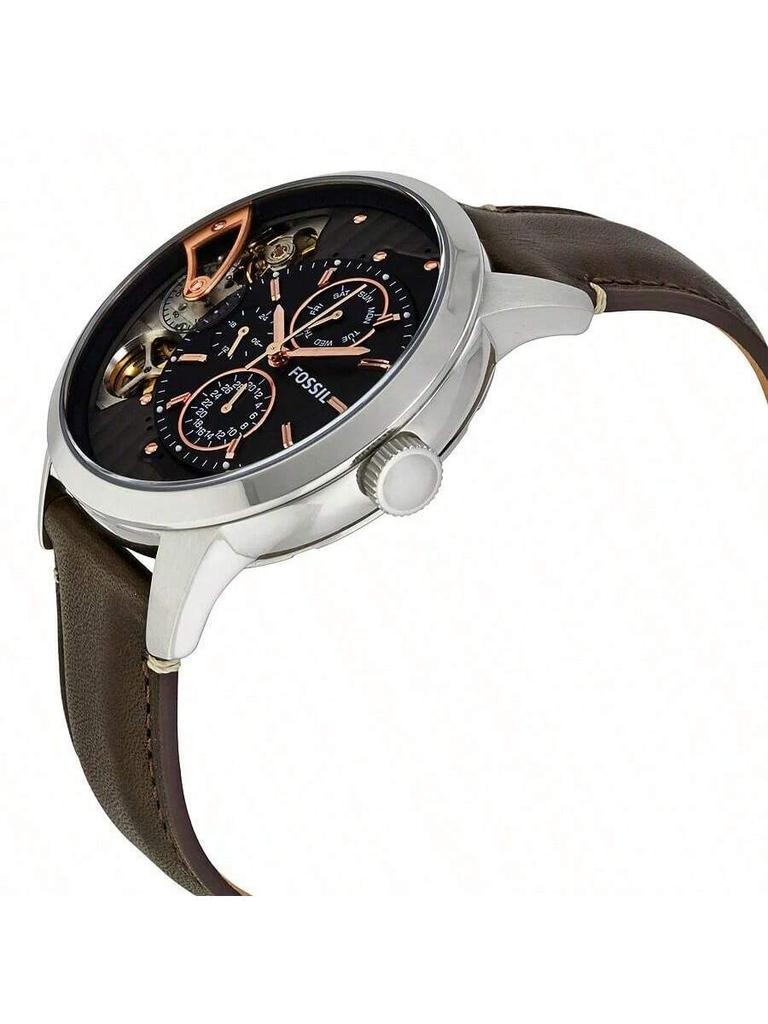 Fossil Men's Quartz Leather Three-Hand Watch with Stainless Steel Case and Scratch-Resistant Glass ME1163