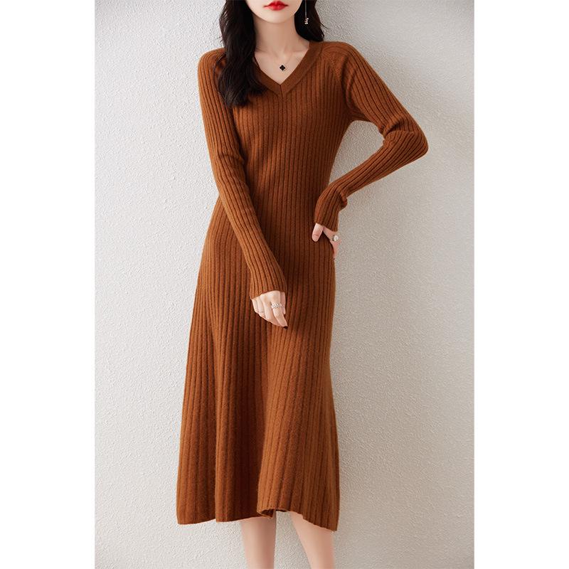 Women's Slim Fit Knee-Length V-Neck Wool Dress with Knit Cashmere Coat