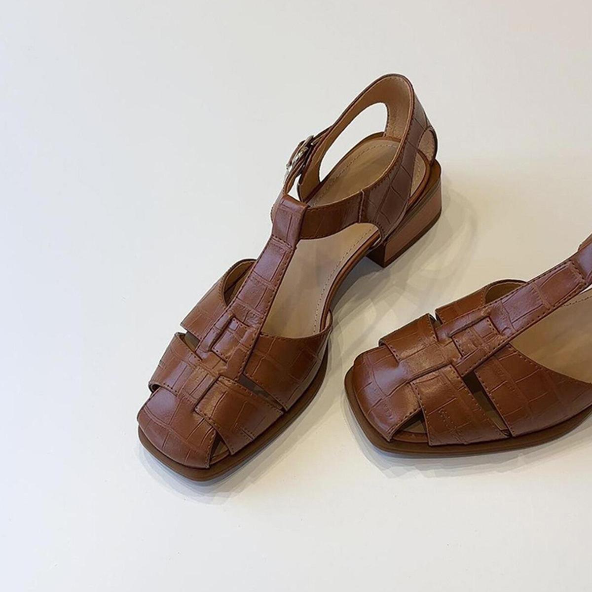 

Sheepskin version~ French casual woven hollow bag head sandals women s retro thick heel pig cage shoes vacation style Roman shoes 40 коричневый