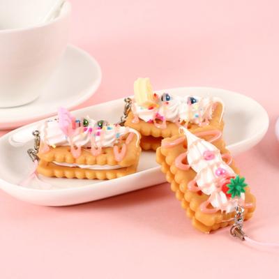 Cream Biscuit Model Cake Dessert Food Keychain Cartoon 3D Food Key Chains  Backpack Ornament