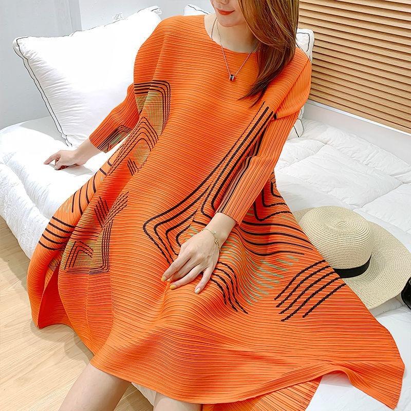 Orange Kleid Falten Frühling Neuer Stil 2022 Der ausländische Stil ist eine dünne und lockere koreanische Version