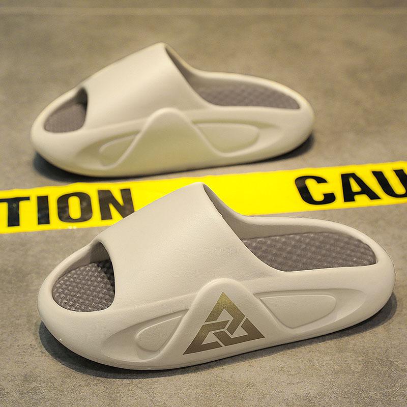 Soft Cushion Casual Slippers For Men EVA Extra-thick Sole Sandals Fashion Outdoor Shoes Outdoor Summer Sandalias Hombre
