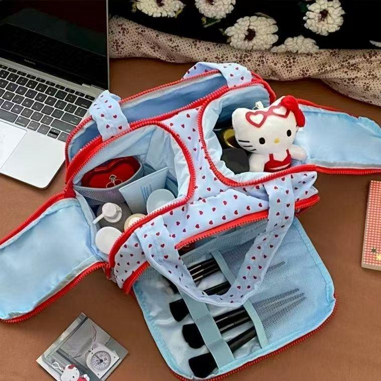 "Large-Capacity Multi-Compartment Travel Cosmetic Bag"