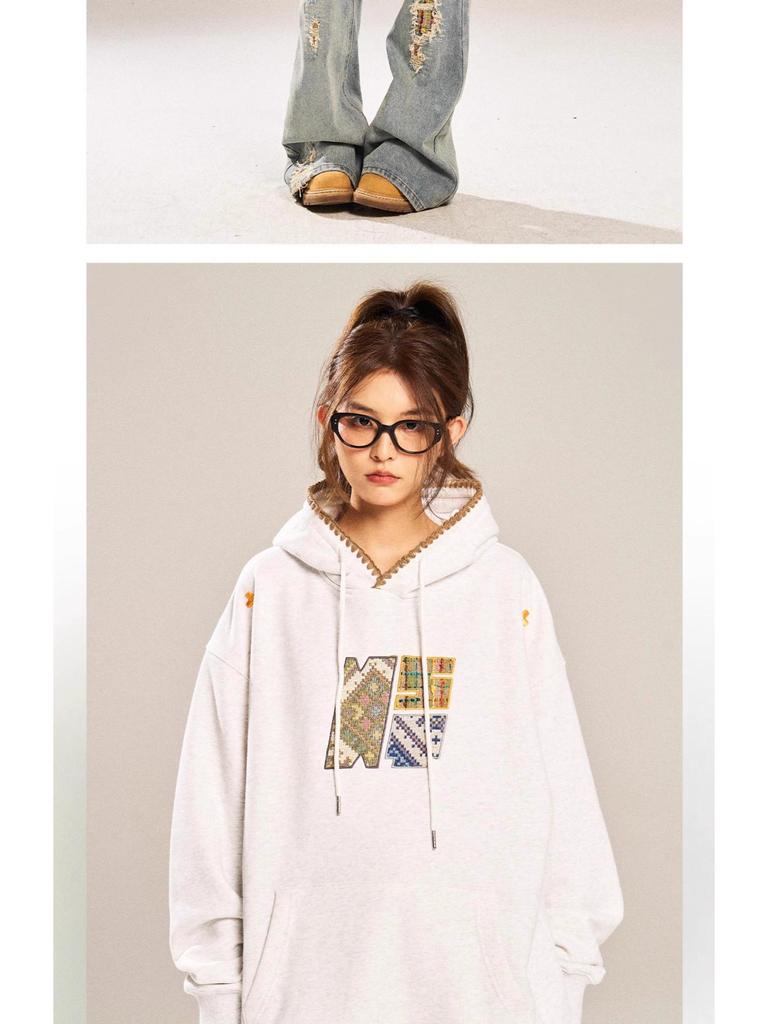 Retro Ethnic Style Men's Fleece-Lined Hooded Sweatshirt with Embroidery