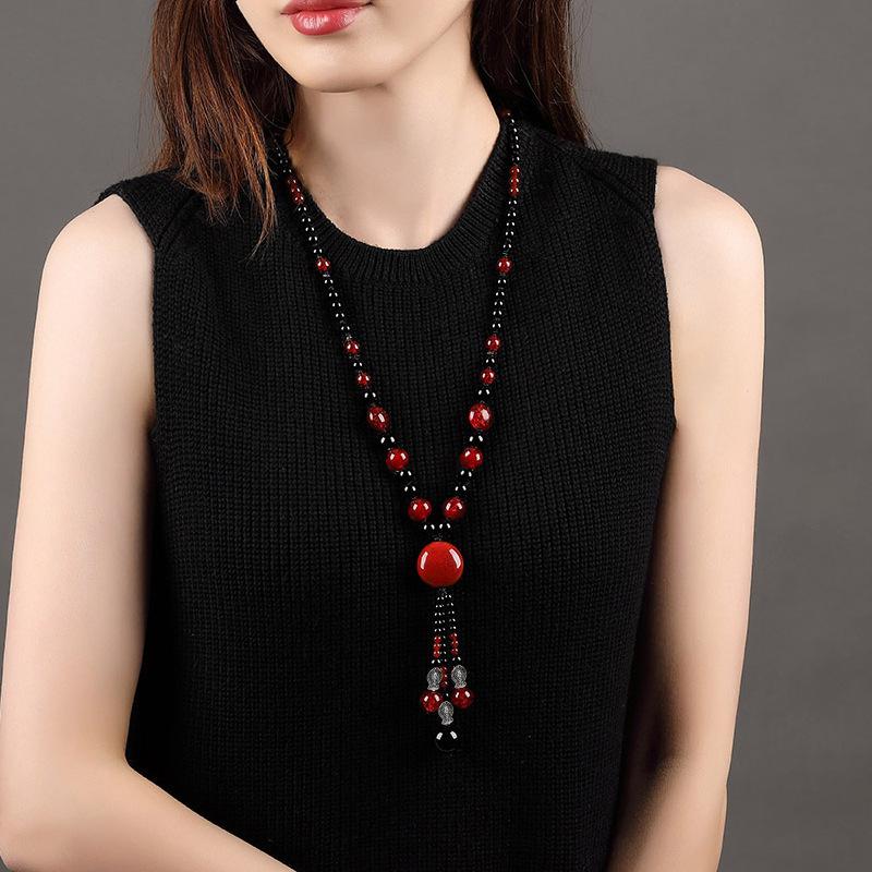 GEMCHIC Damen Ethnisch Stil Lang Keramikperlen Halskette Vintage Rote Schwarze Quaste Pullover Kette Handgefertigter Anhänger