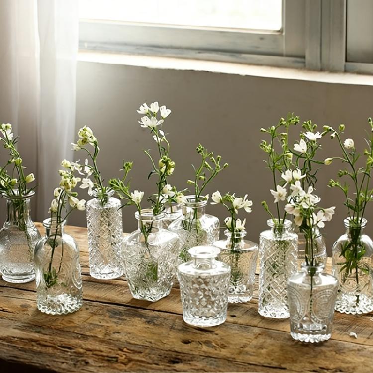 12Pcs Glass Bud Vases Small Vases for Centerpieces Mini Flower Vases Bulk for Rustics Wedding Home Table Decorations