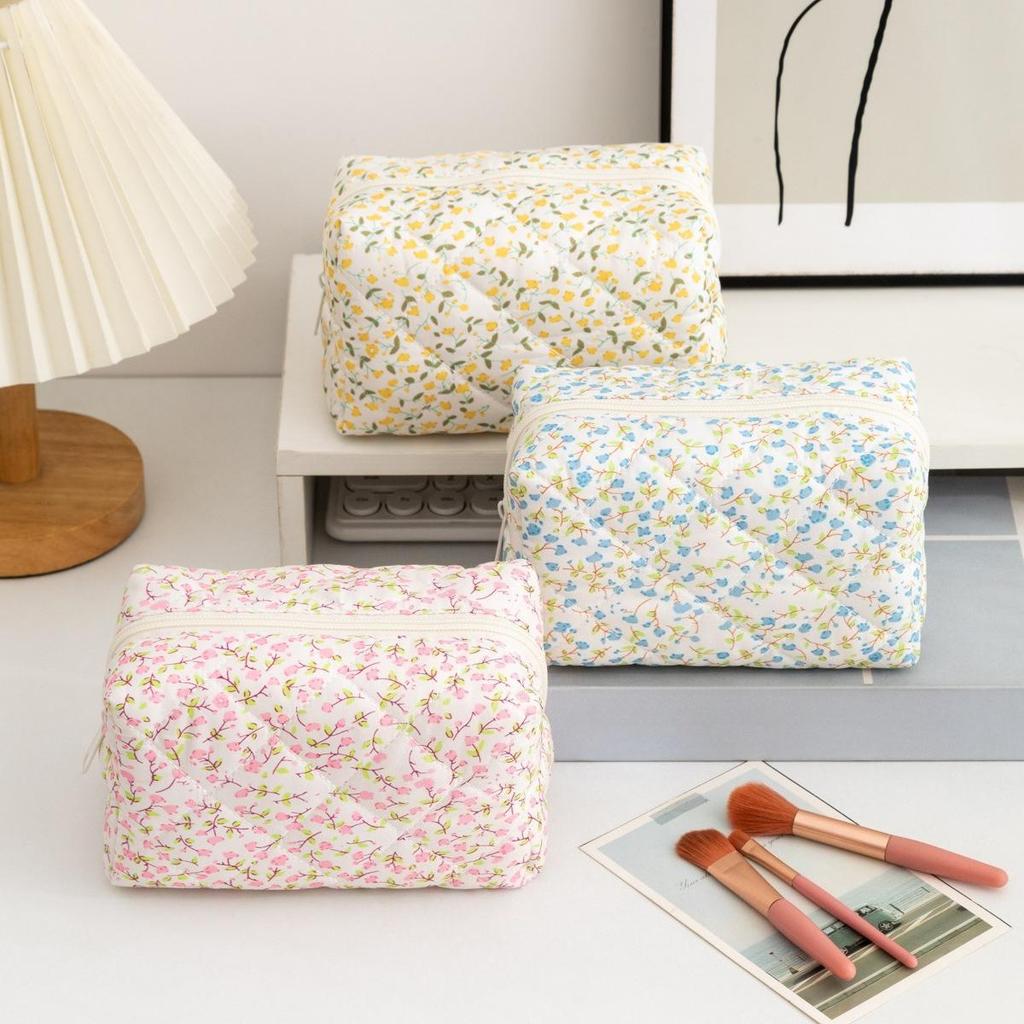 Módny štvorcový dámsky clutch taštička na make-up prenosná roztomilá dámska kozmetická toaletná taštička kabelka so zipsom s potlačou mašle