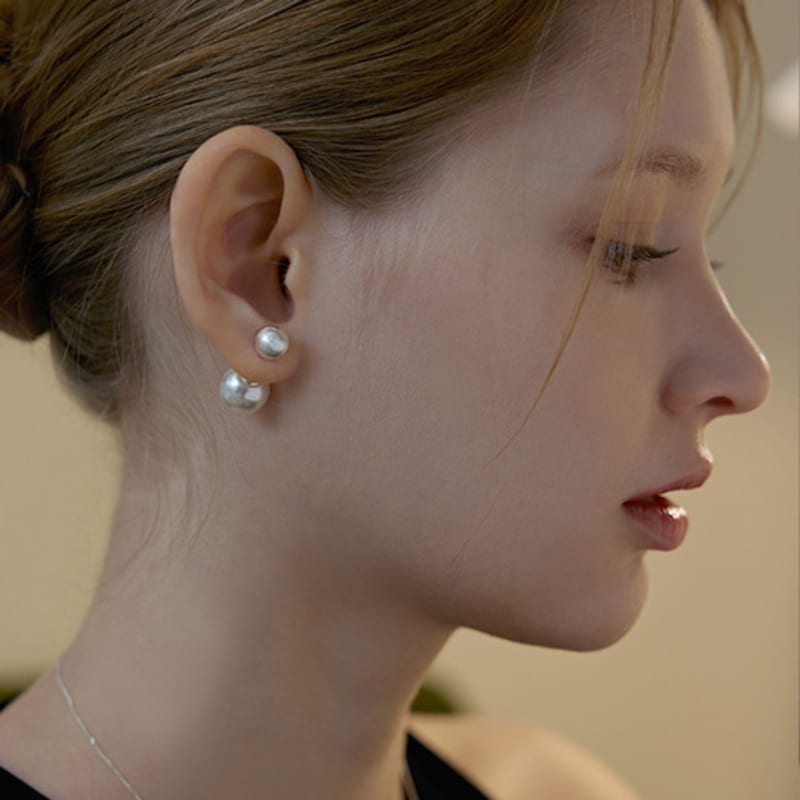 Lewe Matt Pearl Clutch Earring