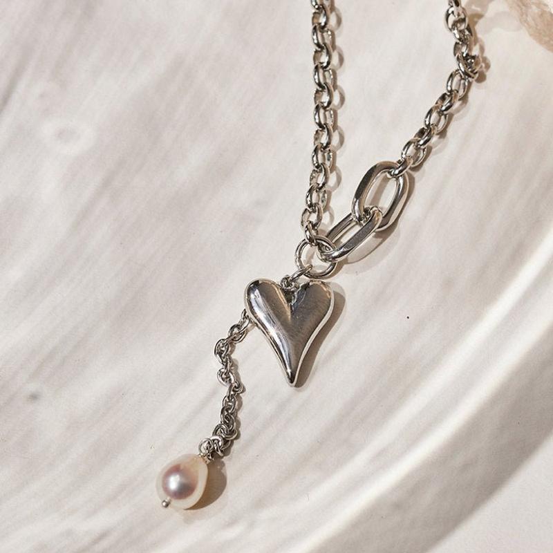 

Personalized Necklace Fashion Love Pearl Pendant Stainless Steel Necklace Electroplating 18K Gold Color Retention