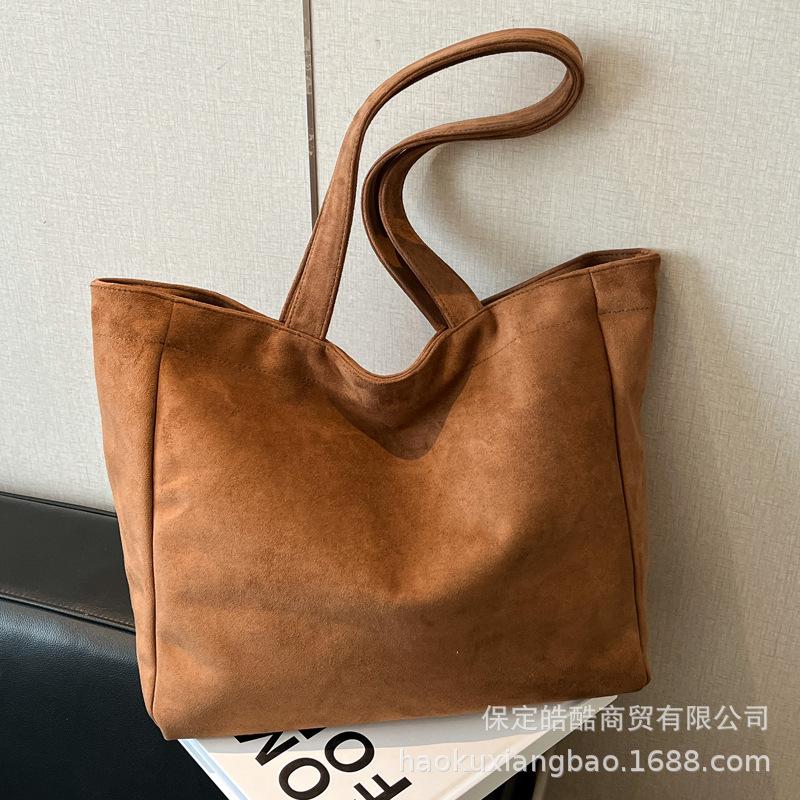 Commuter Retro Large-capacity Bag Women's 2025 New Casual Simple Shoulder Bag Autumn and Winter Portable Tote Bag