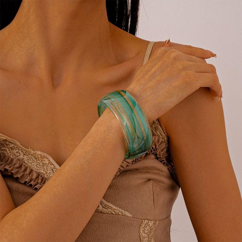 Strip Round Wide Bracelet Smudging Retro  Hand Ring Temperament Acrylic Bangle  Girls