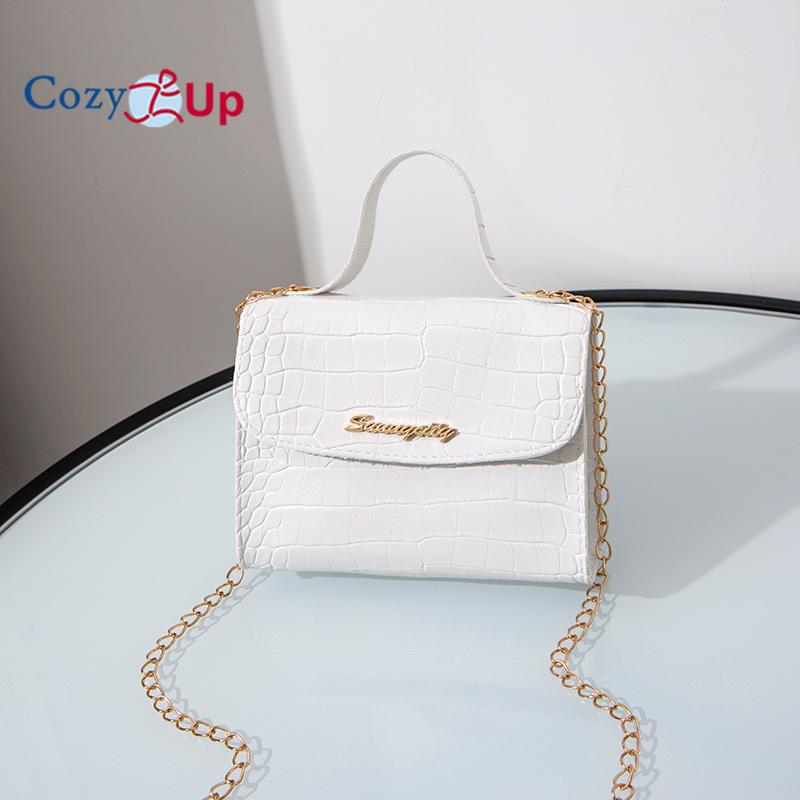 Уютная маленькая квадратная сумка с узором под крокодила на цепочке S-Mark — фото 7